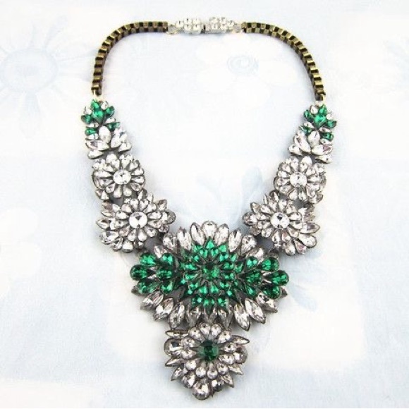 Jewelry - Green statement jewelry